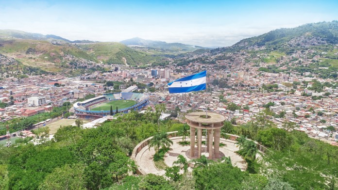 Blick über Tegucigalpa in Honduras
