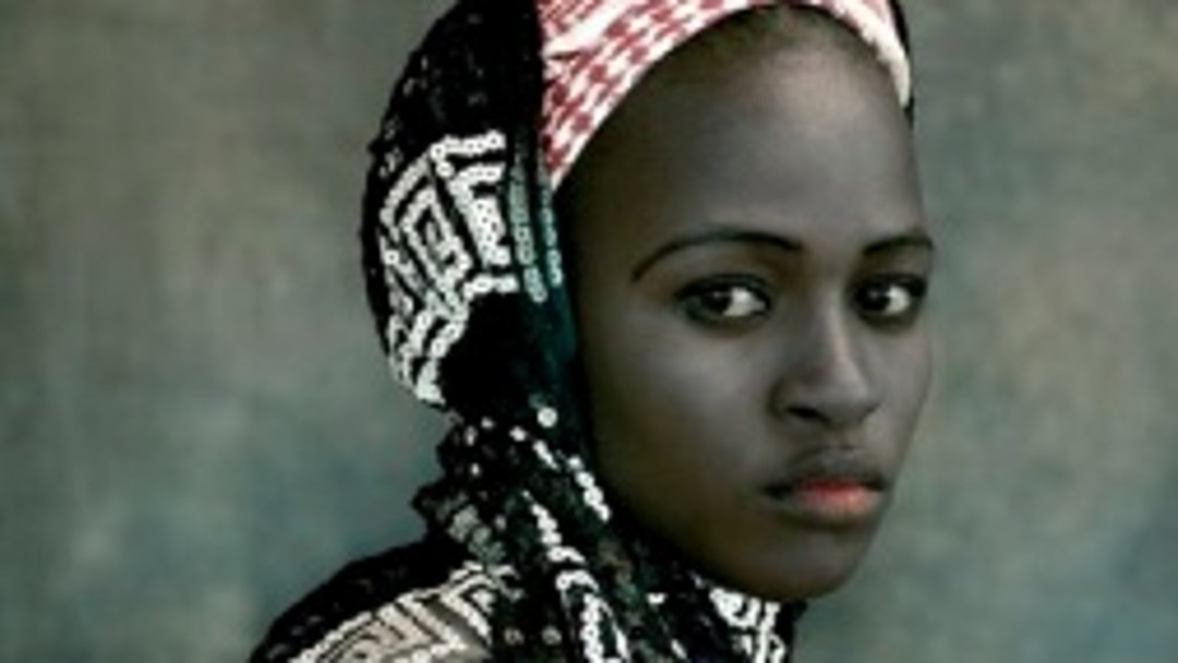 Porträt einer jungen Frau aus Benin